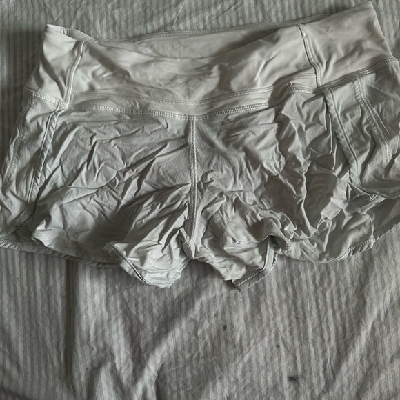 White Lulu shorts - Picture 1 of 1